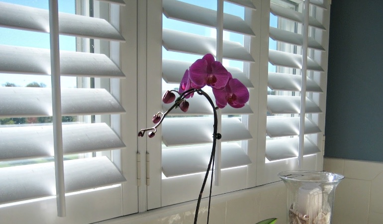 Plantation shutters are manufactured with recyclable wood substitutes. Faux wood plantation shutters in Southern California